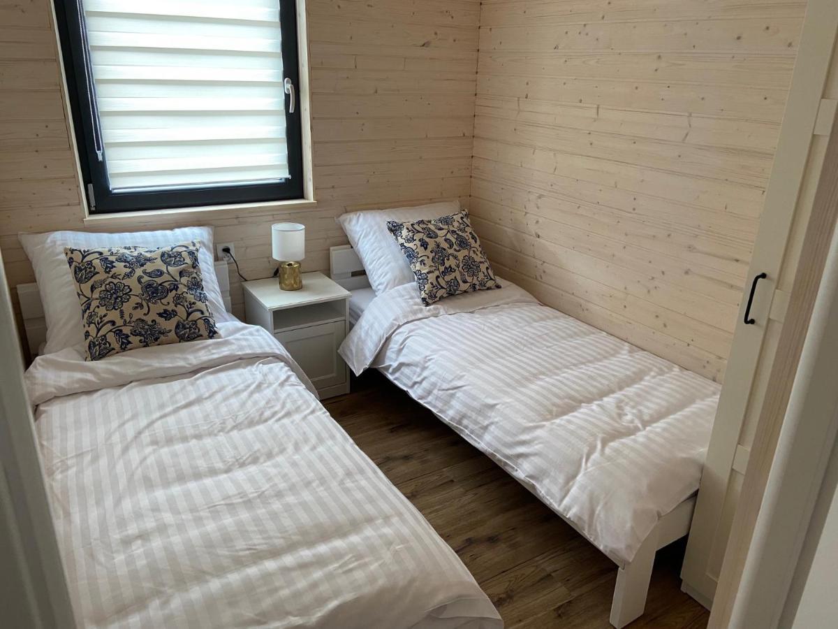Hotel Cztery Katy Rusinowo  Exteriér fotografie
